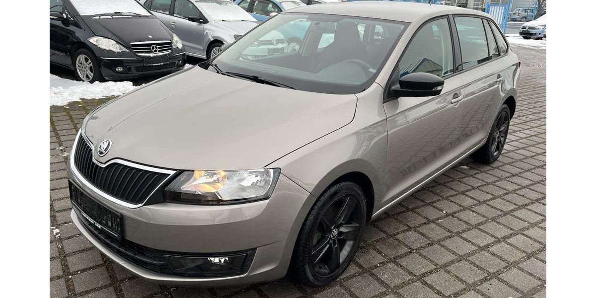 Skoda Rapid/Spaceback 57.500 km 10.500 &euro; Kodersdorf 02923