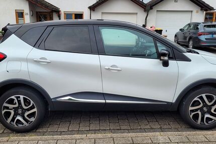 Renault Captur 75.000 km 8.599 &euro; Attendorn 57439