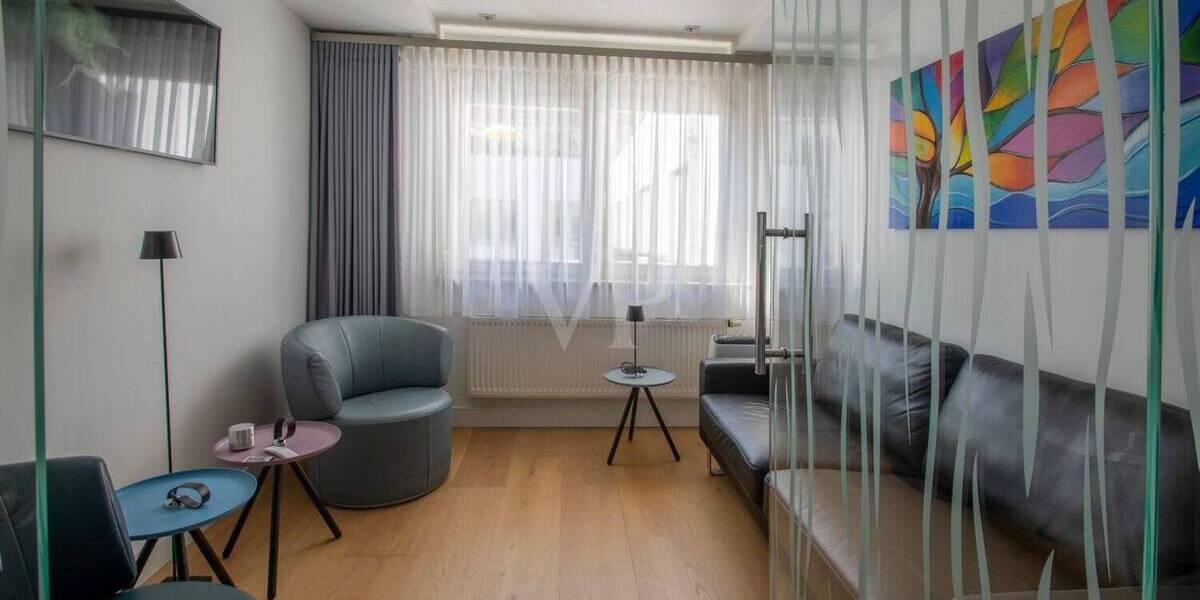 Etagenwohnung Suhl - 4 Zimmer, 184 m&sup2;, 399.000&euro; | Angebot:25742632