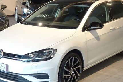 VW Golf 63.751 km 16.980 € Burgstädt 09217
