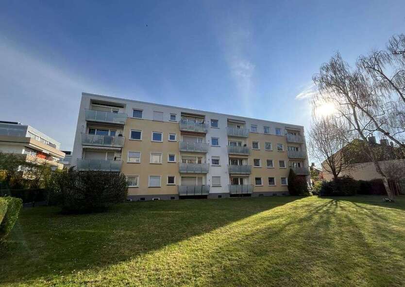 Wohnung zum Kaufen in Bonn 139.000 € 67.6 m²