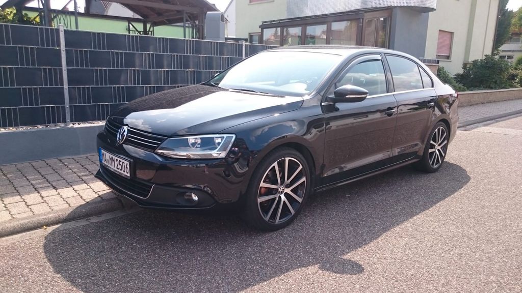 VW Jetta 104.000 km 9.990 &euro; Schriesheim 69198