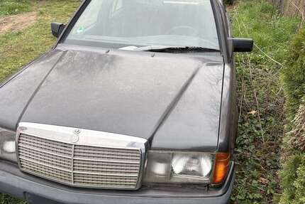 Mercedes-Benz 190 180.000 km 1.200 &euro; dornheim 64521