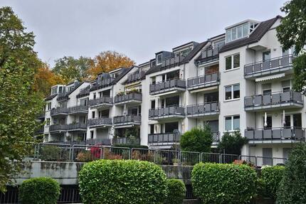 Eigentumswohnung 3,5 Zimmer 96,43m2 Balkon Aufzug Parkplätze zimmer