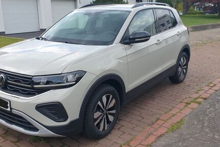VW T-Cross 8.000 km 21.800 &euro; Braunschweig 38124