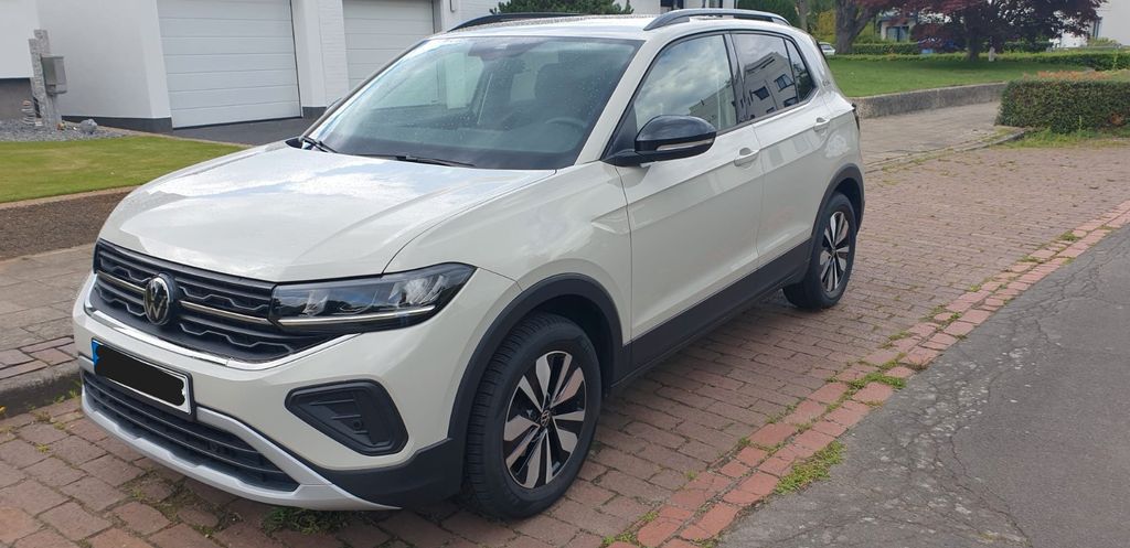 VW T-Cross 8.000 km 21.800 &euro; Braunschweig 38124