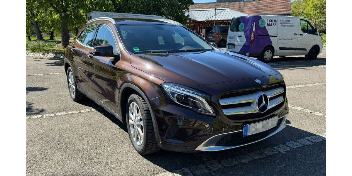 Mercedes-Benz GLA 200 88.250 km 14.499 &euro; Schlaitdorf 72667