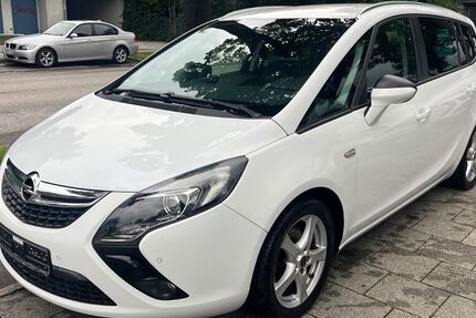 Opel Zafira 147.000 km 7.800 € München 81825