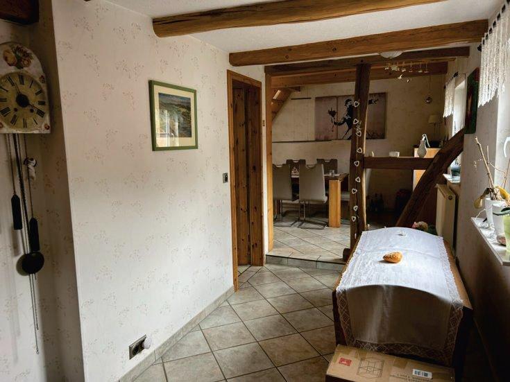 Einfamilienhaus Rosdorf - 5 Zimmer, 130 m&sup2;, 300.000&euro; | Angebot:26785605