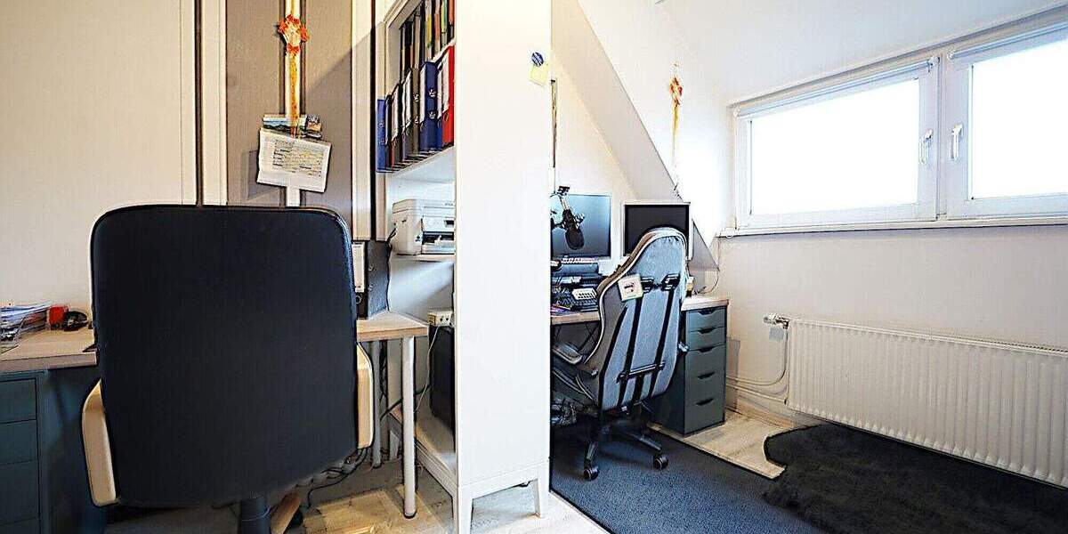 IMMOBILIEN GUMNIOR präsentiert: Einfamilienhaus mit großem Garten in ruhiger Wohnlage von Bad Bentheim 7 zimmer