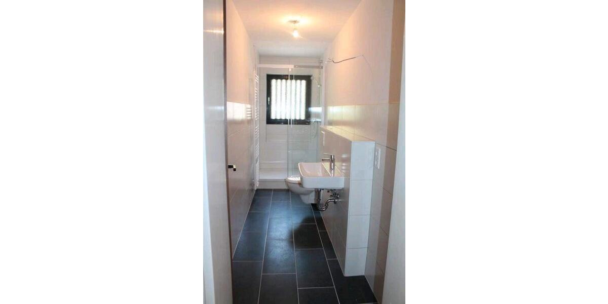 Etagenwohnung Pirmasens - 6 Zimmer, 130 m&sup2;, 750&euro; | Angebot:26412986