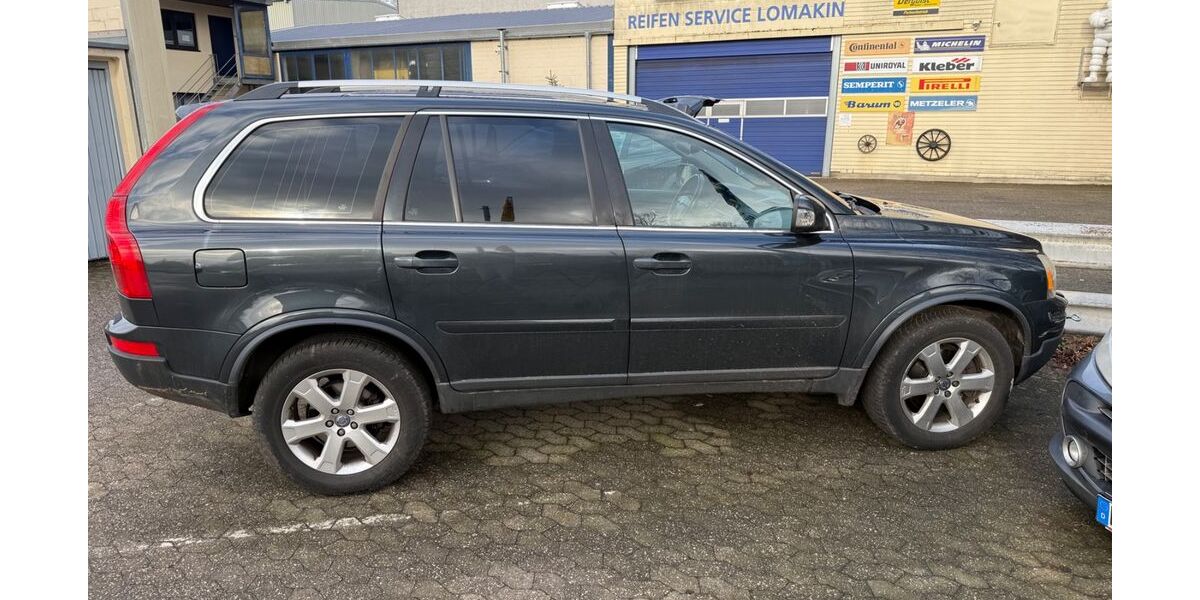 Volvo XC90 242.982 km 11.200 &euro; Düsseldorf 40627