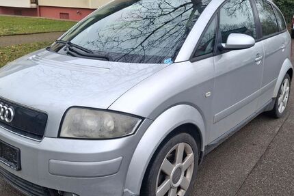 Audi A2 204.000 km 850 &euro; lahr 77933
