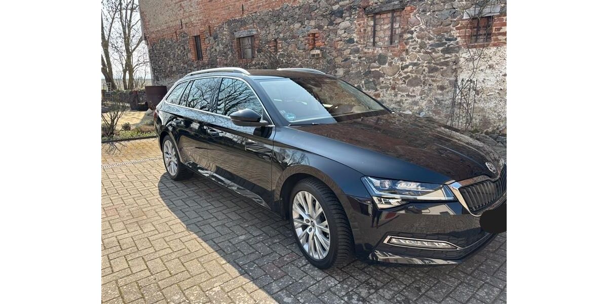 Skoda Superb 43.000 km 28.600 &euro; Wolmirstedt 39326
