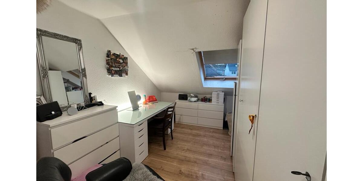 Etagenwohnung Dortmund Hombruch - 4 Zimmer, 85 m&sup2;, 340.000&euro; | Angebot:26126913