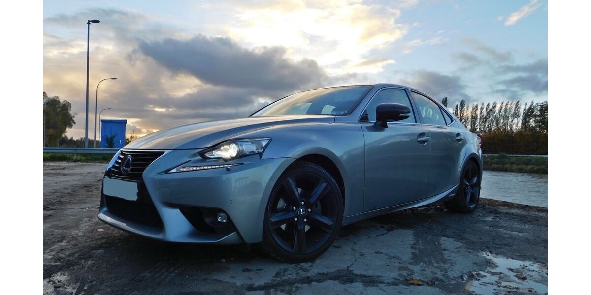 Lexus IS 300 95.000 km 20.000 &euro; Kelberg 53539