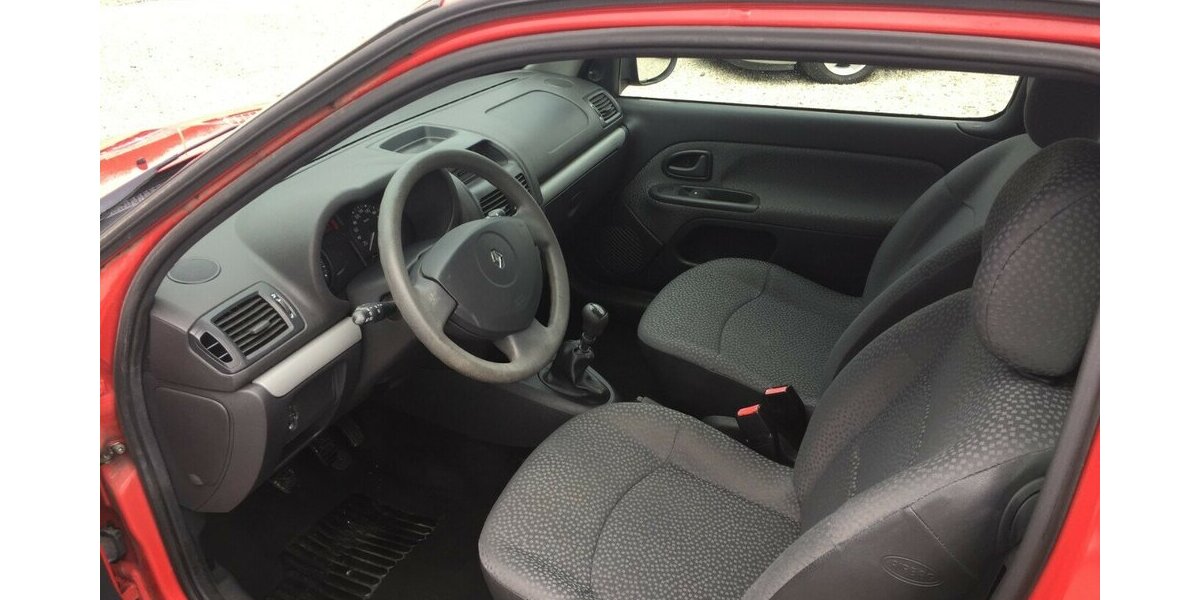 Renault Clio Campus YAHOO,8 Fach Bereift,Tüv Neu! 161.000 km 3.250 &euro; Himmelkron 95502