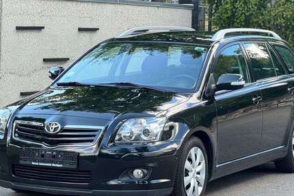 Toyota Avensis 127.000 km 6.990 &euro; Stuttgart 70374