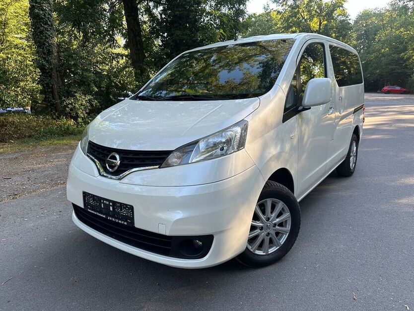 NV200