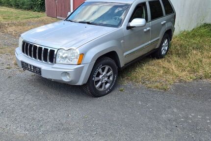 Jeep Grand Cherokee 229.000 km 5.400 € Vöhl 34516