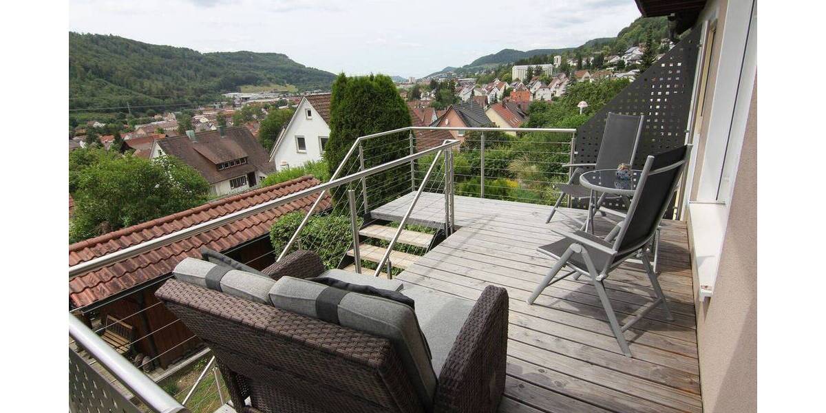 Doppelhaushälfte Albstadt Ebingen - 8 Zimmer, 185 m&sup2;, 399.000&euro; | Angebot:26777511