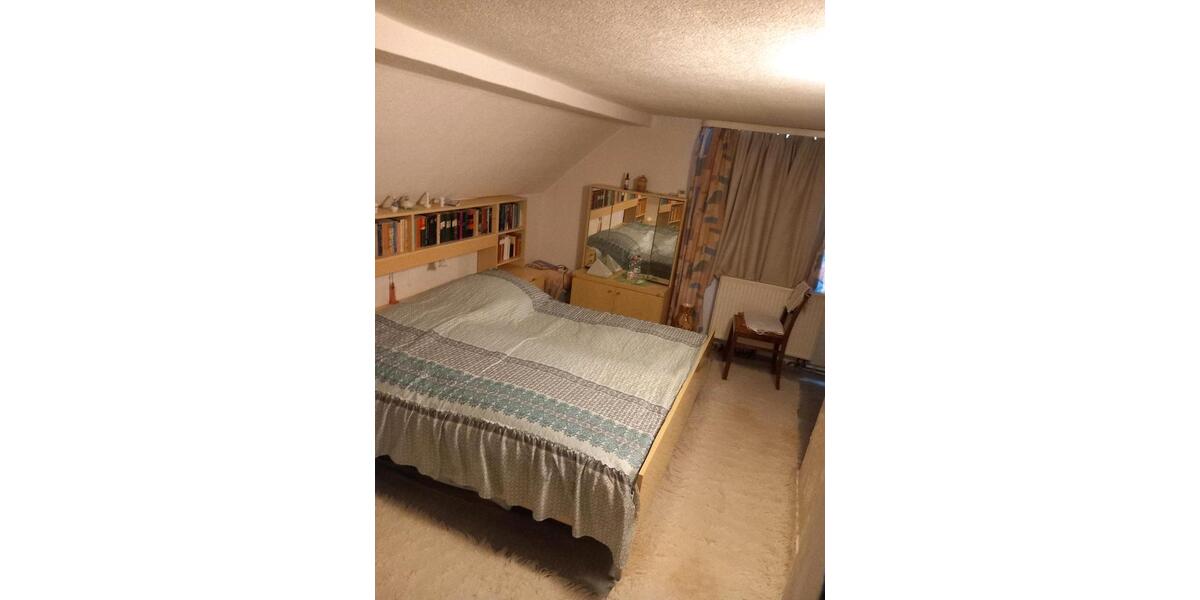 Einfamilienhaus Neuhaus am Rennweg - 4 Zimmer, 86 m&sup2;, 650&euro; | Angebot:25312036