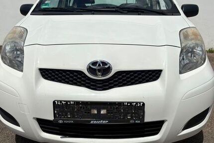 Toyota Yaris 149.102 km 2.400 &euro; Wehingen 78564