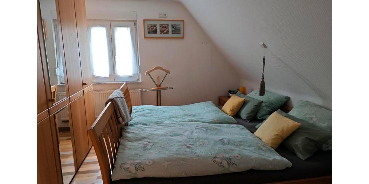 Dachgeschoßwohnung Ammerbuch - 3 Zimmer, 66 m&sup2;, 990&euro; | Angebot:25047377