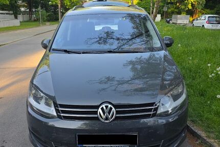 VW Sharan 290.000 km 7.999 € München 81927