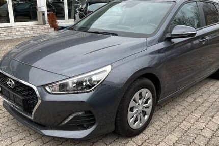 Hyundai i30 50.877 km 12.490 &euro; Ismaning 85737