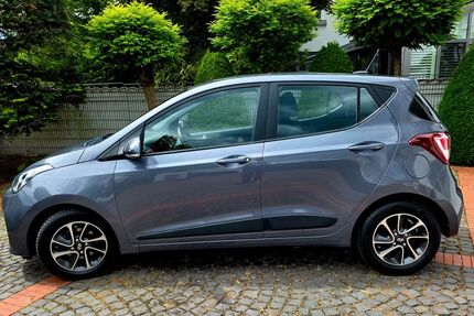 Hyundai i10 29.999 km 10.500 &euro; Osnabrück 49078