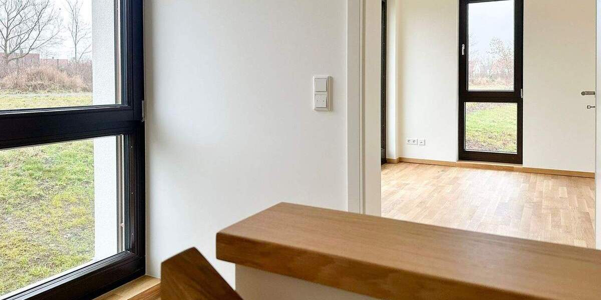 Doppelhaushälfte Zwenkau - 4 Zimmer, 144 m&sup2;, 2.155&euro; | Angebot:25733717