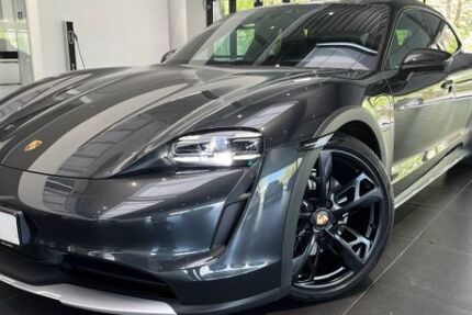 Porsche Taycan 82.900 km 62.500 &euro; Dresden 01129