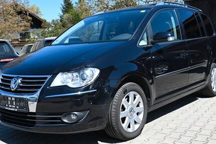 VW Touran 249.000 km 4.999 &euro; Petting /Waging am See 83367