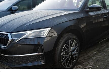 Skoda Octavia 12.800 km 35.990 € Pinneberg 25421