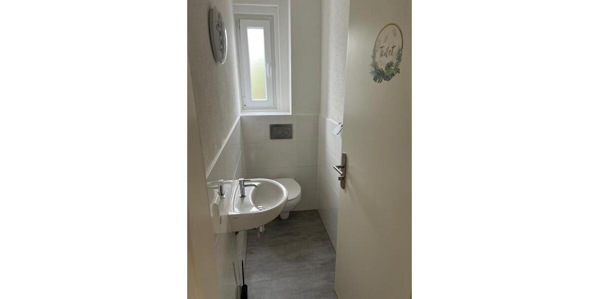 Mehrfamilienhaus, Wohnhaus Backnang - 6 Zimmer, 145 m&sup2;, 595.000&euro; | Angebot:26916780