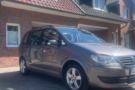VW Touran 305.560 km 2.890 &euro; cloppenburg 49661