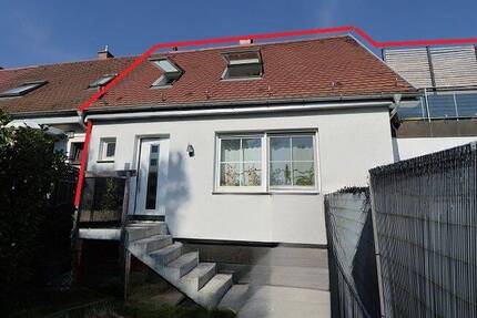 Reihenendhaus mit ca. 147 m² Wohn- und Nutzfläche, Dachterrasse, Garage und Gartenanteil! 5 zimmer