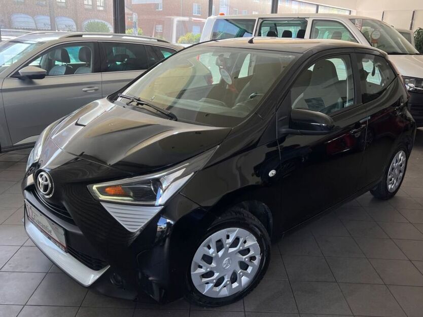 Aygo (X)