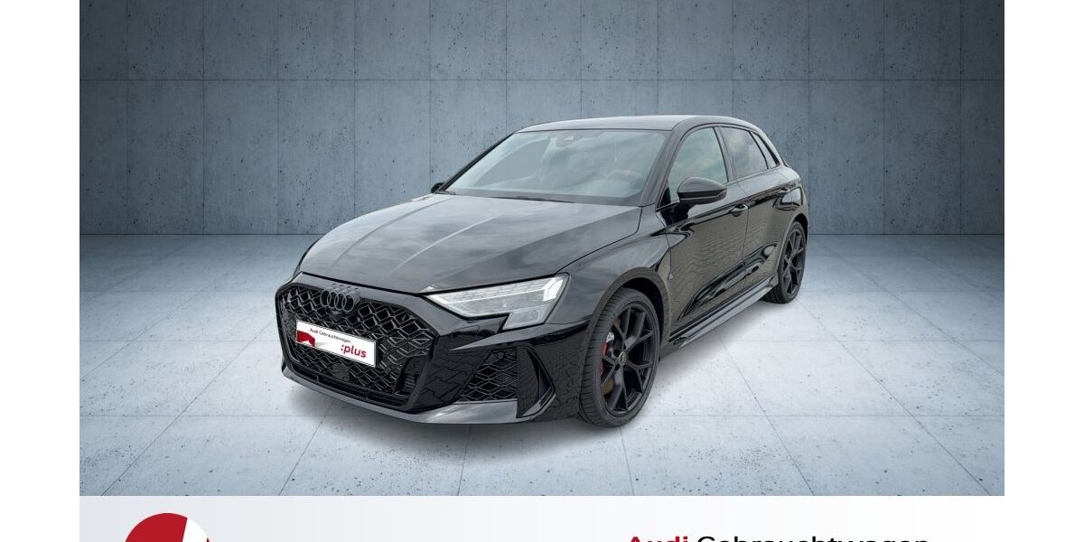 Audi RS3 9.900 km 69.640 € Saal a.d. Donau 93342
