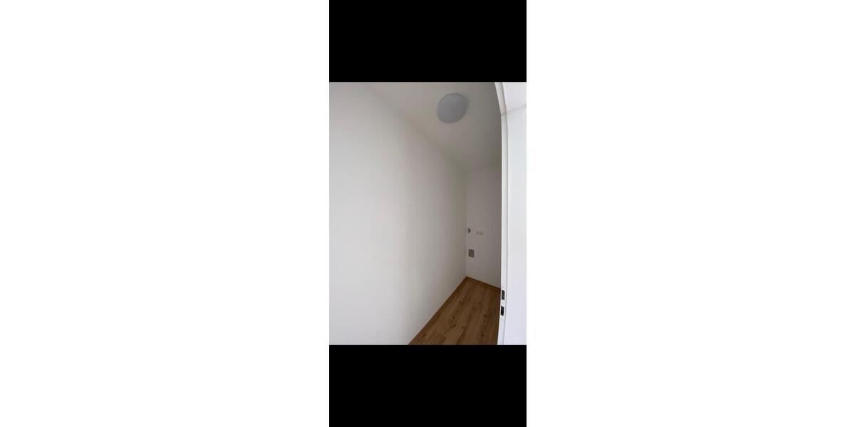 Erdgeschoßwohnung Teublitz - 2.5 Zimmer, 65 m&sup2;, 690&euro; | Angebot:24362912