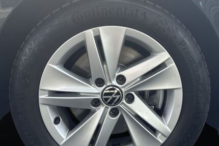 VW Golf 101.425 km 15.990 &euro; Brilon 59929