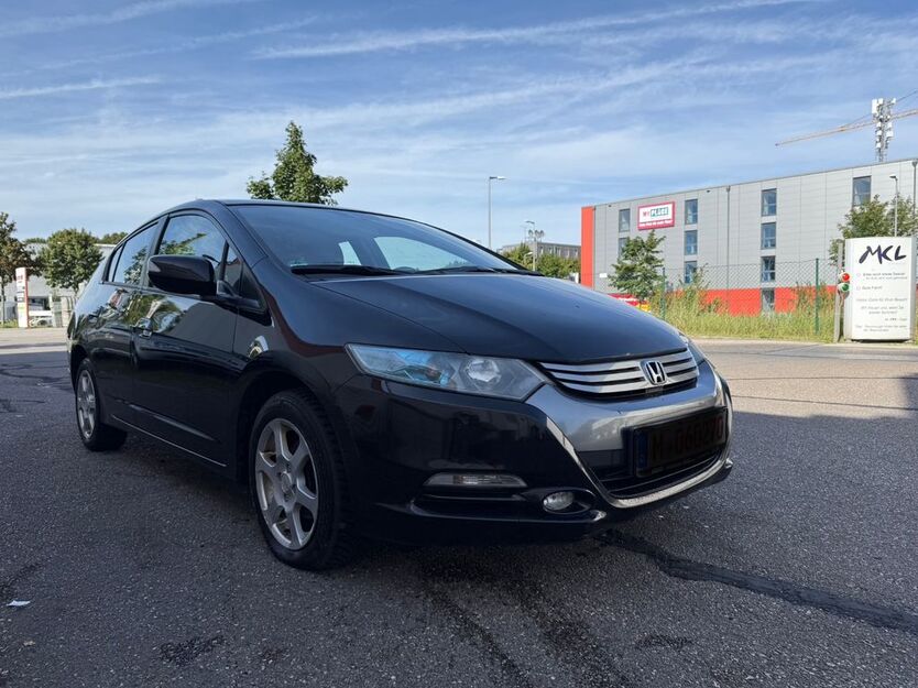Honda Insight 291.000 km 3.333 € München 81243