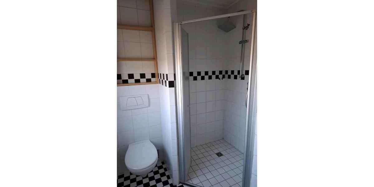 Dachgeschoßwohnung Lindern (Oldenburg) - 1 Zimmer, 92 m&sup2;, 600&euro; | Angebot:25362136