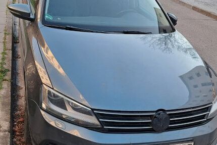 VW Jetta 118.000 km 8.700 &euro; Berlin 10365