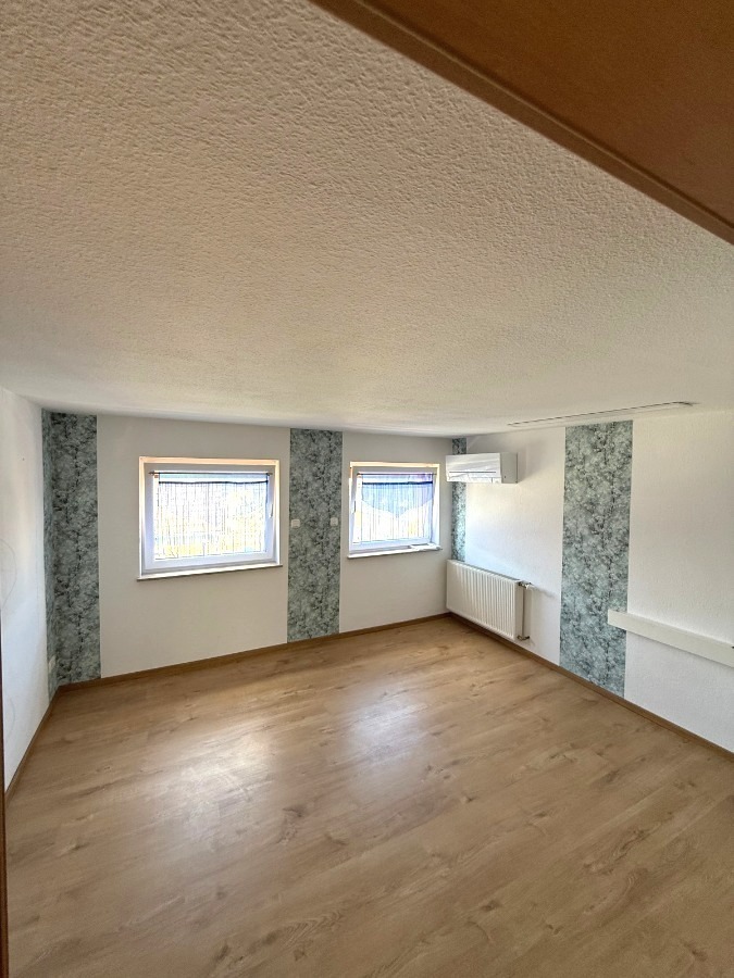 Stilvolle DHH klimatisiert mit Garten, Terrasse & Keller – 4 Etagen in bester Lage