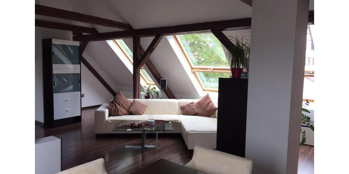 Dachgeschoßwohnung Friedewald - 4 Zimmer, 150 m&sup2;, 900&euro; | Angebot:26126723
