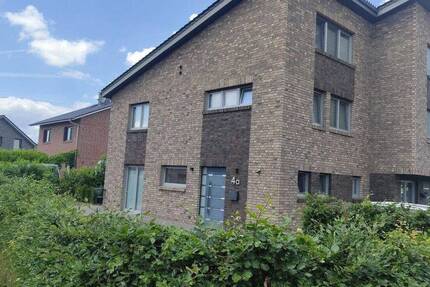 Haus Stade Altländer Viertel - 5 Zimmer, 125 m&sup2;, 1.750&euro; | Angebot:26830374