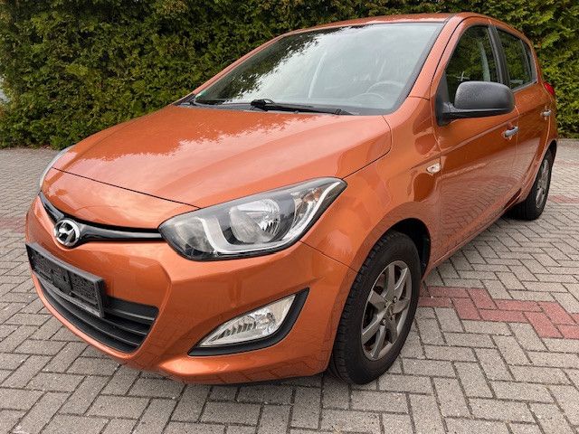 Hyundai i20 61.800 km 5.990 € Hemmoor 21745