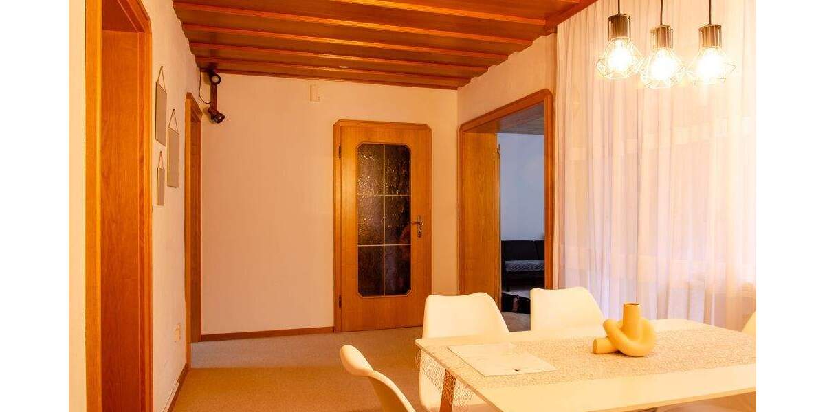 Gepflegte 3-Zimmer-Wohnung mit Potenzial in Sulzbach-Rosenberg - Nähe Krankenhaus +verfügbar+ 3 zimmer